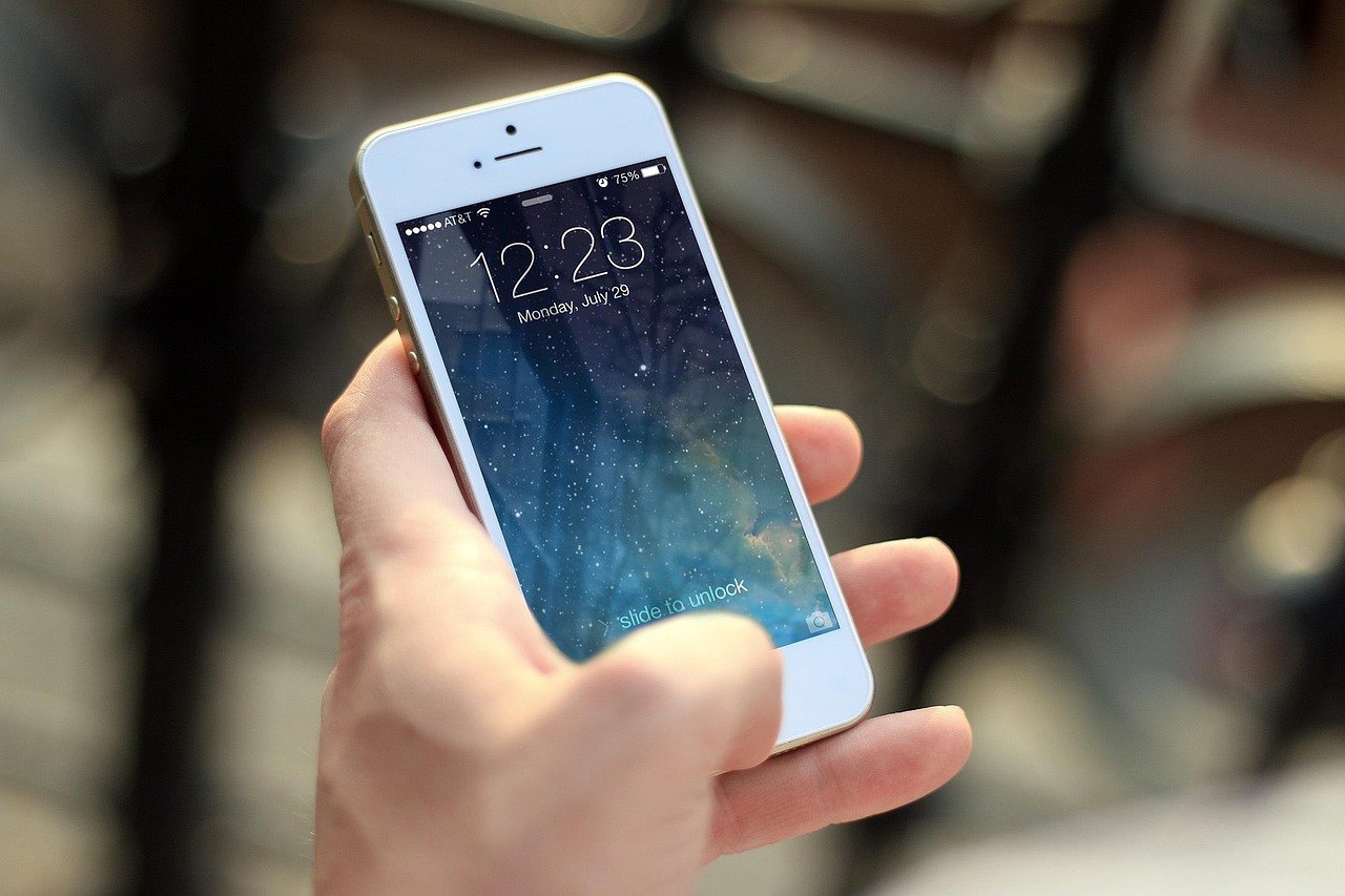 Telefonų ekrano keitimas Vilniuje: ką būtina žinoti prieš nešant į remontą
